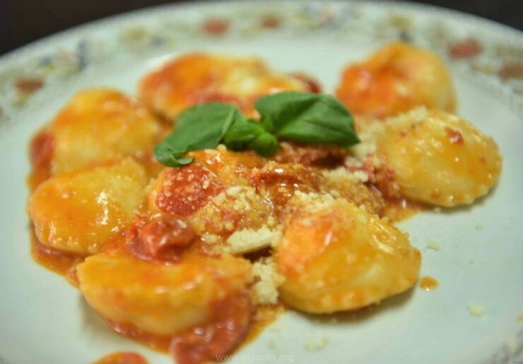 Naples: Ravioli Cooking Class With Wine - Activity Details