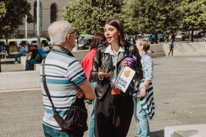 Naples: Royal Palace and Spanish Quarters Small Group Tour - Frequently Asked Questions