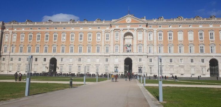 Naples: Royal Palace of Caserta & Designer Outlet Shopping - Itinerary Details