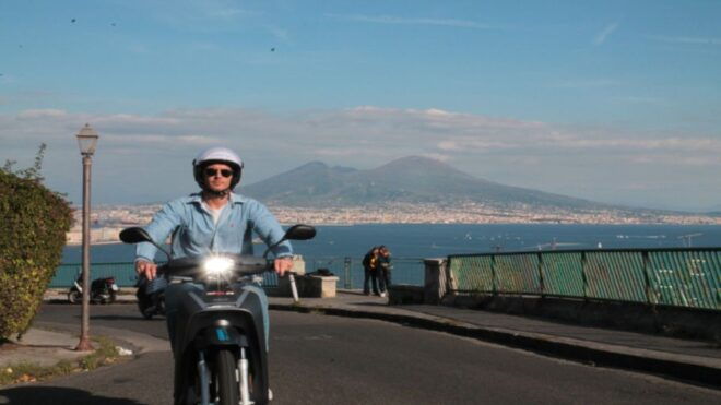 Naples: Scooter & Motorbike Rental (Airport-Hotel Delivery) - Delivery and Gear