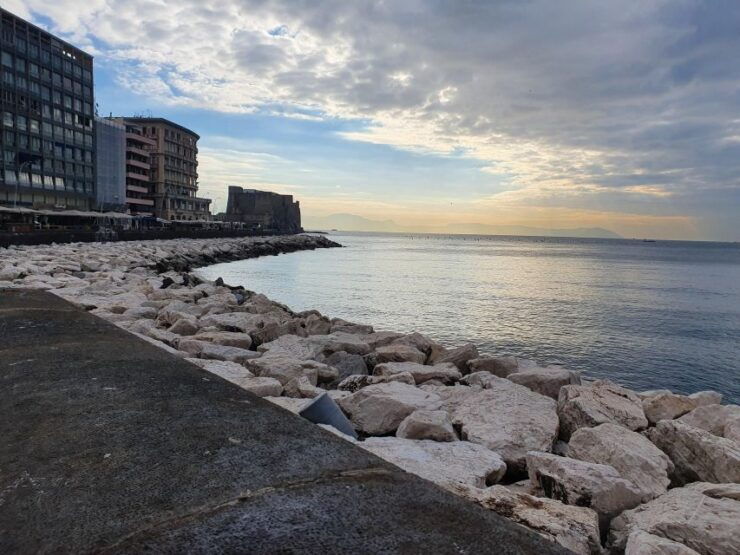 Naples: Seaside, Center and Spanish Quarters Tour With Snack - Historical Naples Walk