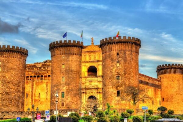 Naples: Self-Guided Highlights Scavenger Hunt & Walking Tour - The Sum Up