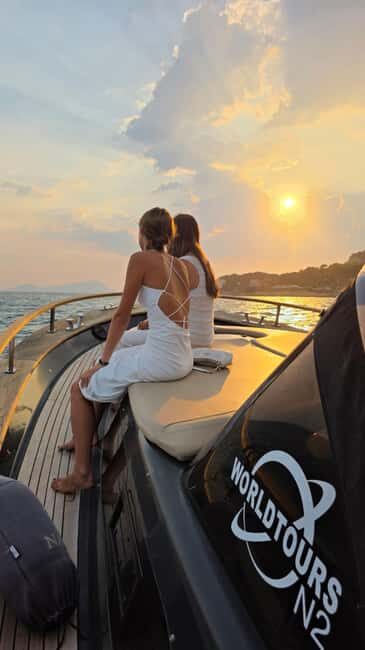 Naples: Small Group Sunset Cruise by Boat with Spritz - The Experience in Detail