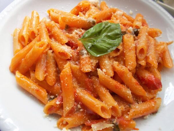 Naples: Special Local Pizza or Spaghetti Tour - Tour Experience