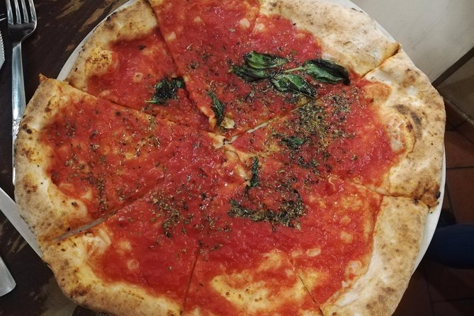 Naples: Street Food and Sightseeing Tour With Local Expert - Sightseeing Highlights