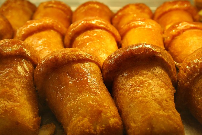 Naples Street Food Tour With Foodie Guide Around Historical Center - Inclusions