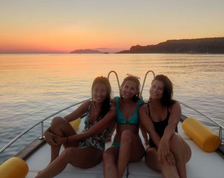 Naples: Sunset Cruise Naples Bay - Who Should Consider This Tour?