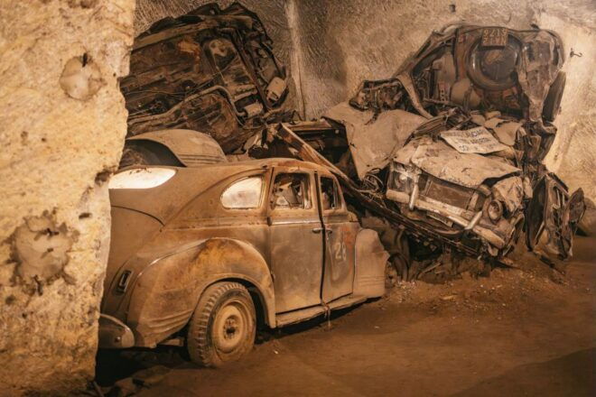 Naples: the Bourbon Tunnel Guided Tour With Entrance Ticket - Highlights of the Bourbon Tunnel