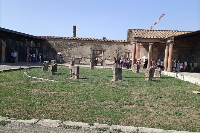 Naples to Pompeii With 2hr Stop and Return - Price