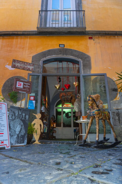 Naples: Tour Around All Dolls Hospital Departments. - Good To Know