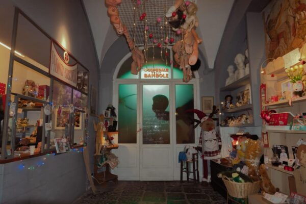 Naples: Tour Around All Dolls Hospital Departments. - The Sum Up