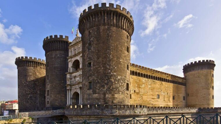 Naples: Tour Between Maschio Angioino and Plebiscito Square - The Royal Theater of San Carlo: A Cultural Landmark