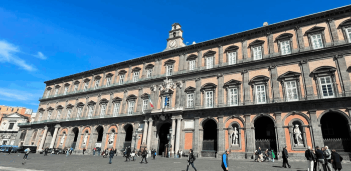 Naples: Tour Between Maschio Angioino and Plebiscito Square - Frequently Asked Questions
