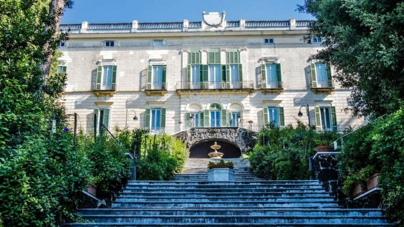 Naples: Tour in Vomero and Chiaia With Funicular Railway - Good To Know