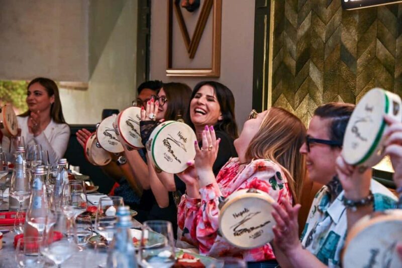 Naples: Traditional Music Show with Dinner Included - Dining Experience