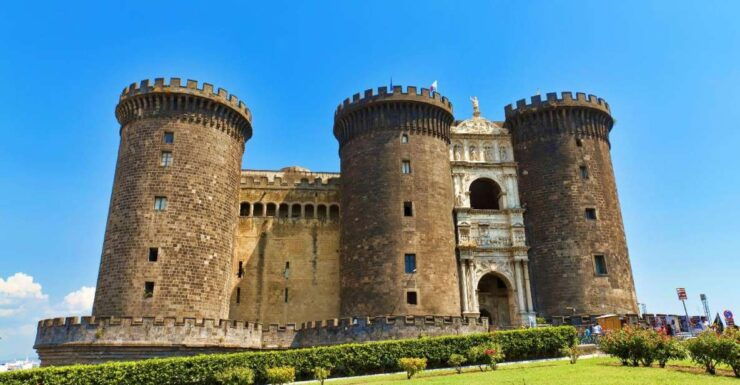 Naples: Transfer From the Airport/Station to the Center - Good To Know