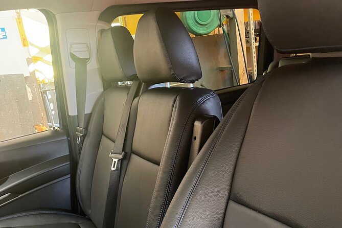 Naples Transfer From the Airport to Sorrento and Vice Versa - Pickup Process