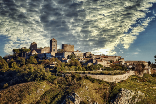 Naples: Visit Casertavecchia With Train+Bus Caserta LINK - Travel Policies