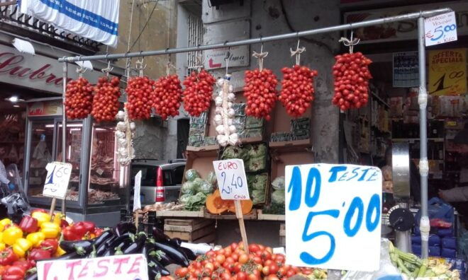 Naples Walk: Unique Insights Through the Contemporary Town- - Customer Reviews