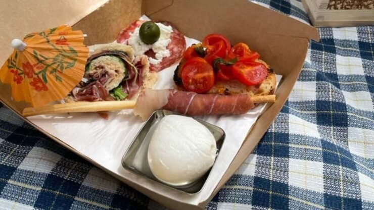 Naples: Wine Experience in a Winery at Astroni Crater Slopes - Price and Duration Information