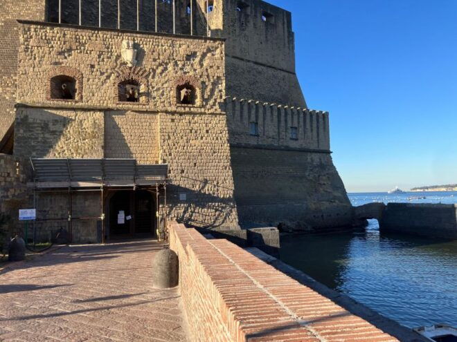 Napoli: Transfer From Napoli to Ravello via Pompeii - Participant Information