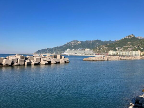 Napoli: Transfer From Napoli to Ravello via Pompeii - The Sum Up