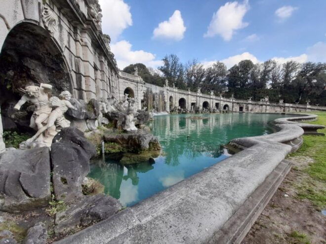 Napoli: Transfer Napoli to Rome With Stopover in Caserta - Booking Information