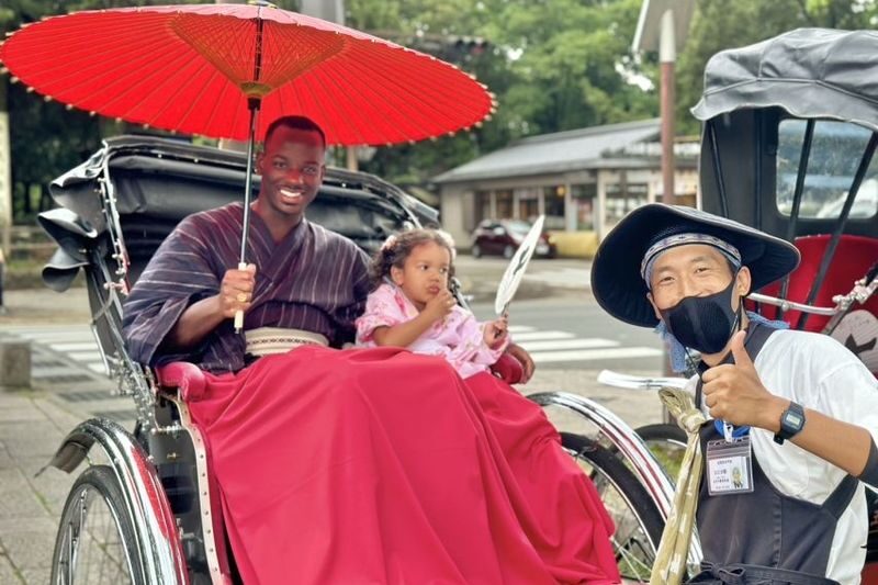 Nara City, Private Cultural Heritage Rickshaw Tour - A private ride through Nara’s old capital
