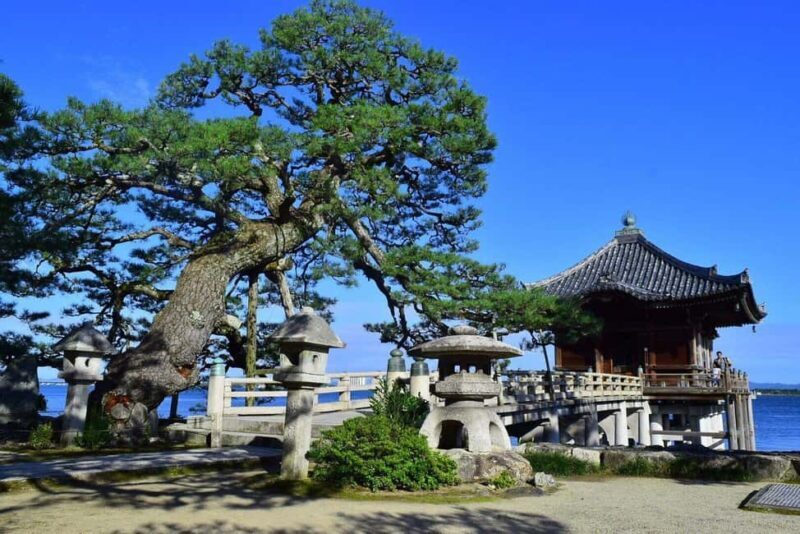 Nara: Dusk Walk with Calligraphy and Lanterns - Is It Worth the Price?