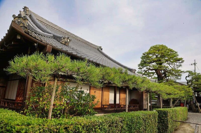 Nara: Dusk Walk with Calligraphy and Lanterns - Frequently Asked Questions