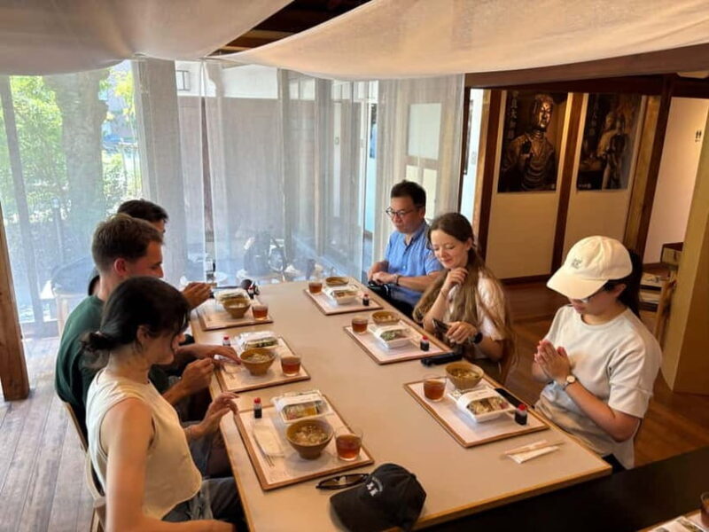 Nara: Guided Tour with Furoshiki Experience and Lunch - Practical Details