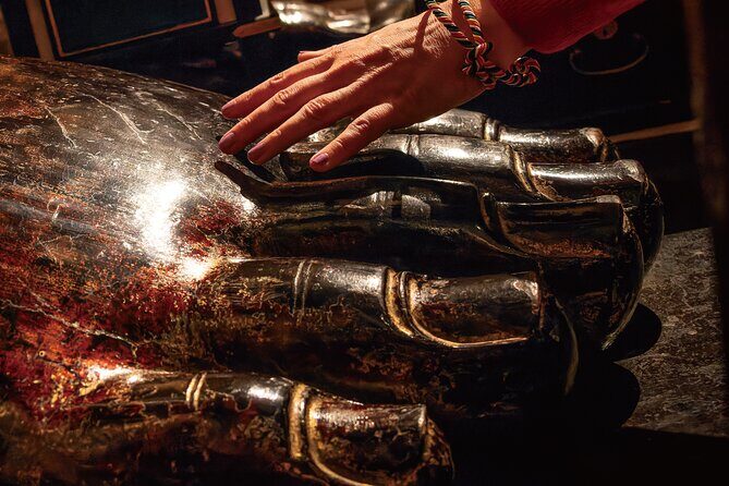 Nara Highlights Half-Day Tour: Temple & Local Cuisine - Behind the Scenes: Buddhist Art Restoration