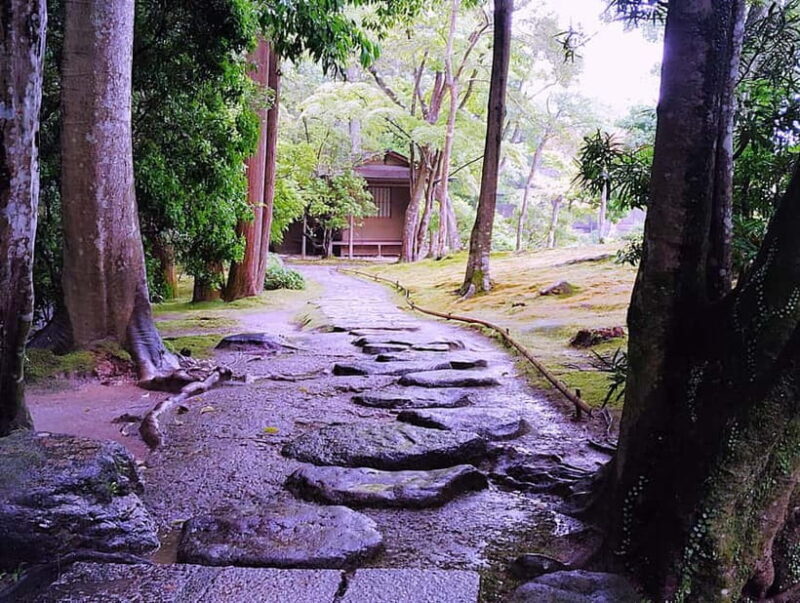 Nara: Isuien Garden Tour with Matcha Tea Experience - Good To Know