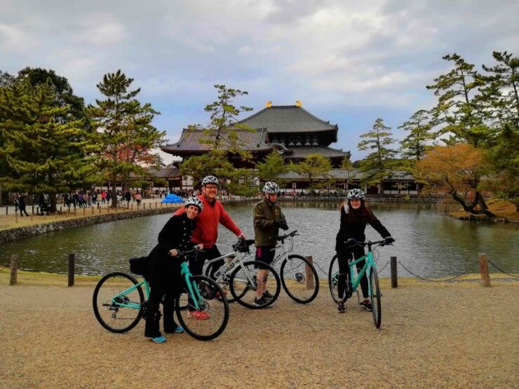 Nara: Nara Park Private Family Bike Tour With Lunch - Tour Experience