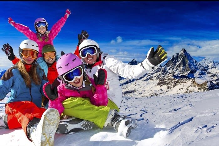 Nara Park & Mt. Rokko Snow Park Day Trip (From Osaka) - A snow morning at Rokko Mountain