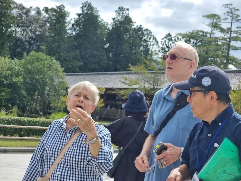 Nara World Heritage PRIVATE TOUR - Ukimido offers a quieter pause