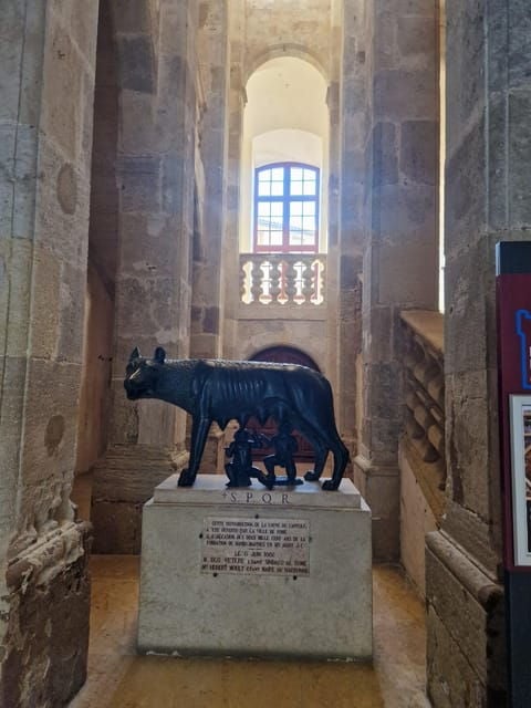 Narbonne: Visit the Archbishops Palace and Cathedral - The Via Domitia