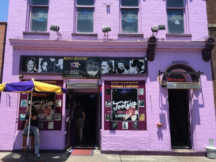Nashville: Booze, Murder, and Mayhem Country Music Pub Crawl - Good To Know