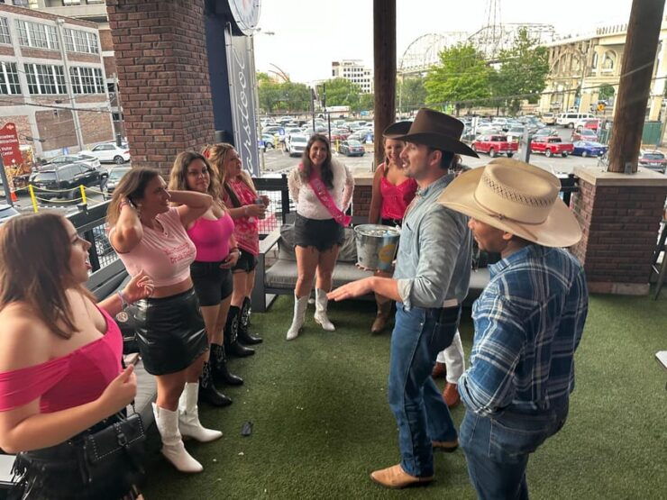 Nashville: Broadway Boyfriends Bar Crawl - Good To Know