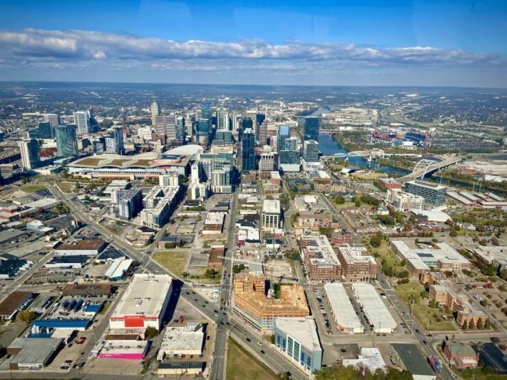 Nashville: Celebrity Home Tour - Helicopter Ride Over Celebrity Homes