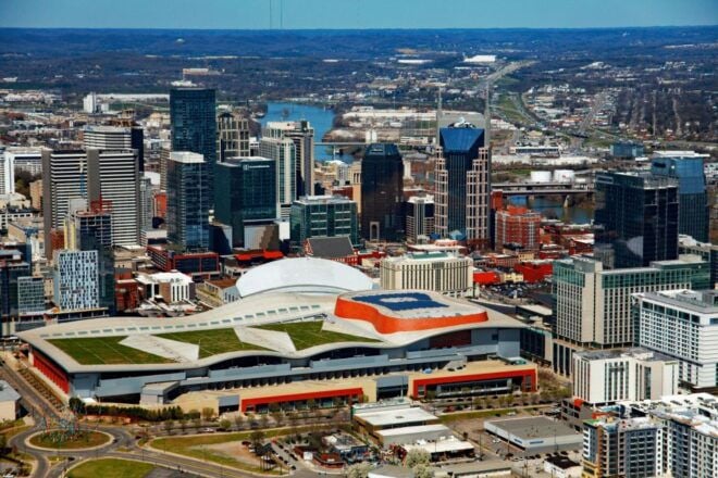 Nashville: Celebrity Home Tour - Unique Perspective: Fly Over the City
