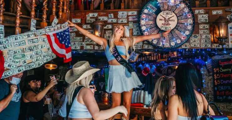 Nashville: Guided Bar Crawl With Drinks Discounts - Experience Highlights
