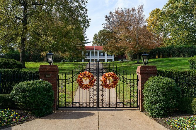 Nashville "Homes of the Stars" Narrated Bus Tour With 15 Celebrity Homes - Additional Information and Cancellation Policy