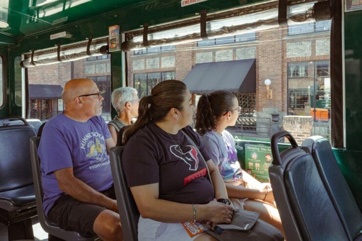 Nashville: Hop-on Hop-off Trolley Tour - Operating Hours