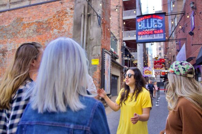 Nashville: Immersive E-Bike Tour of Music Citys History - Tour Experience