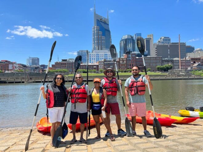 Nashville: Kayak Tour With Skyline Views - Shuttle Service
