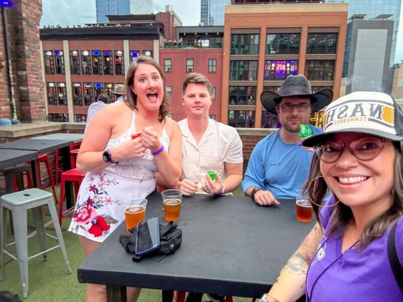 Nashville: Live Music Bar Crawl with Local Artists - An Honest Look at the Nashville Live Music Bar Crawl