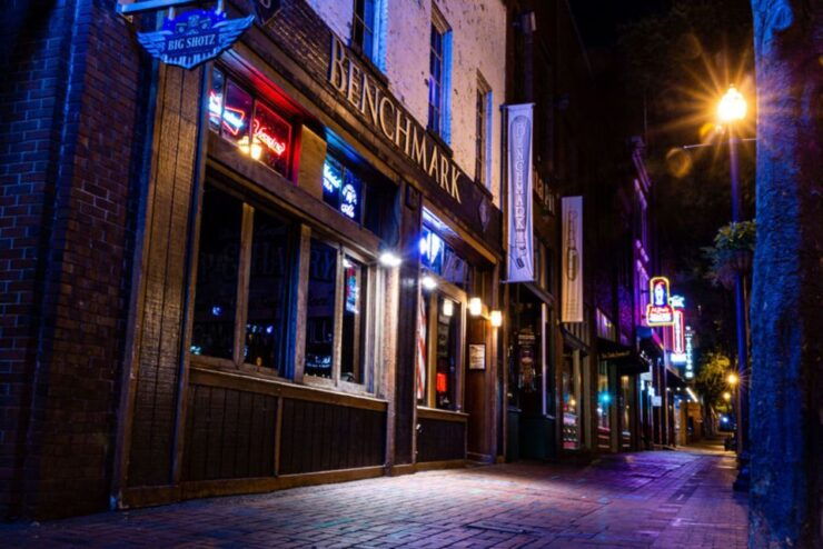 Nashville: Music City Ghosts & Hauntings Guided Walking Tour - Experience Highlights