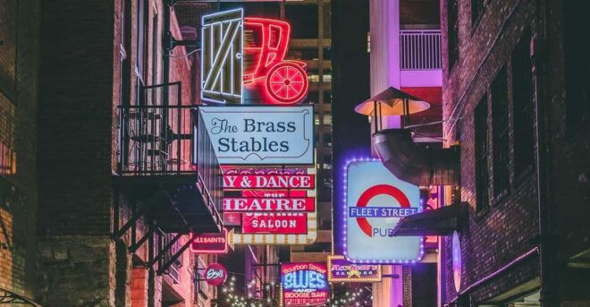 Nashvilles Speakeasy Secrets: True Crime Tasting Pub Crawl - Immersive Storytelling and Whiskey Tasting