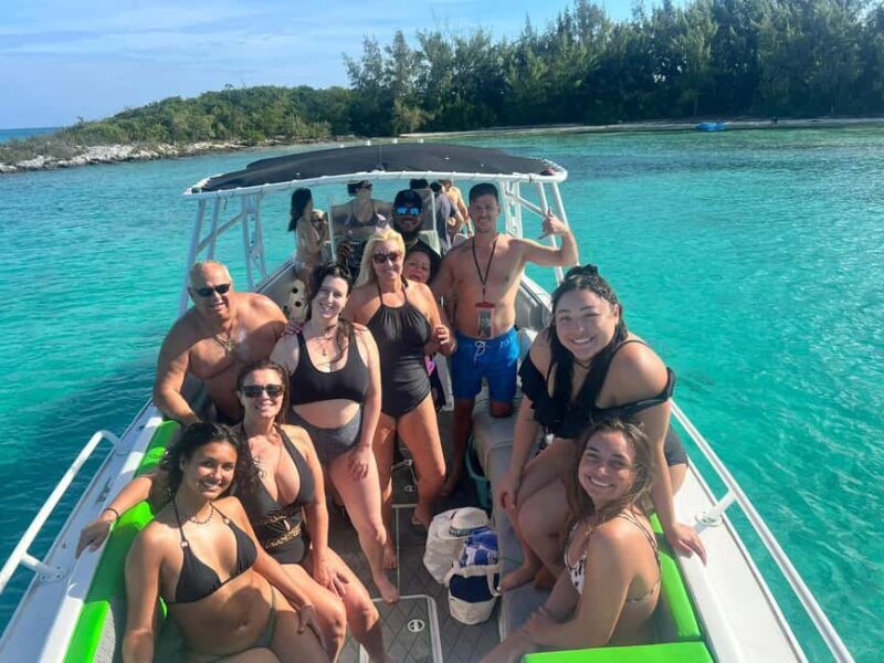 Nassau: 3 Islands Tour, Snorkel, Pig Beach, Turtles & Lunch - Pig Beach: The Heartwarming Encounter